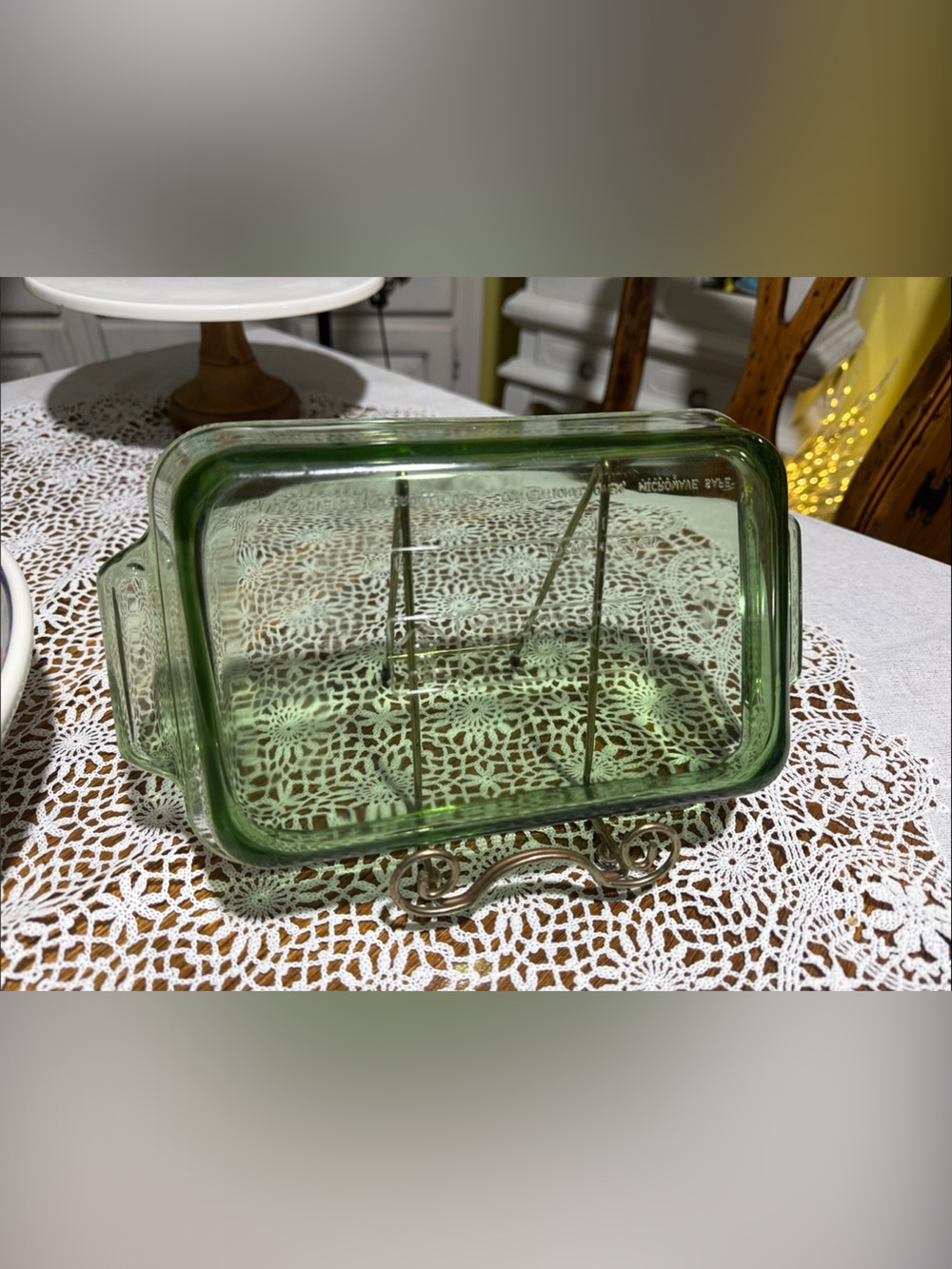 Anchor Hocking Light Green Glass 1 qt baking dish